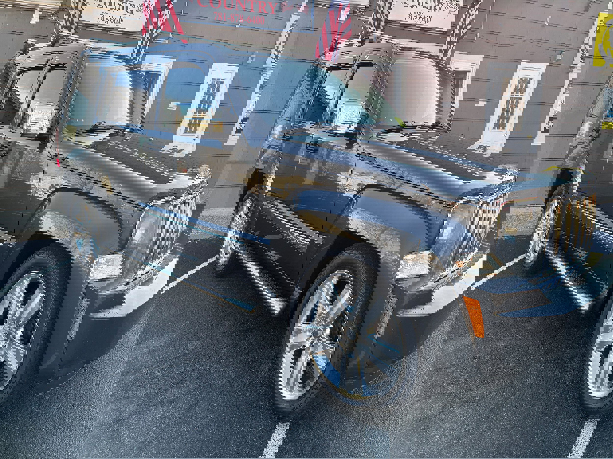 Used 2011 Jeep Liberty Sport image 3