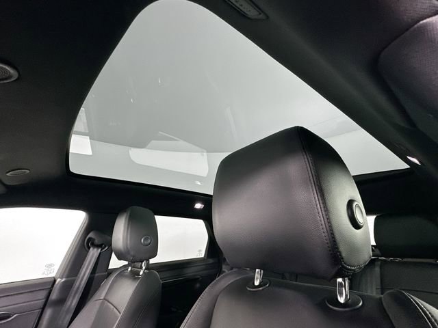 Used 2023 Land Rover Range Rover Evoque R-Dynamic S image 20