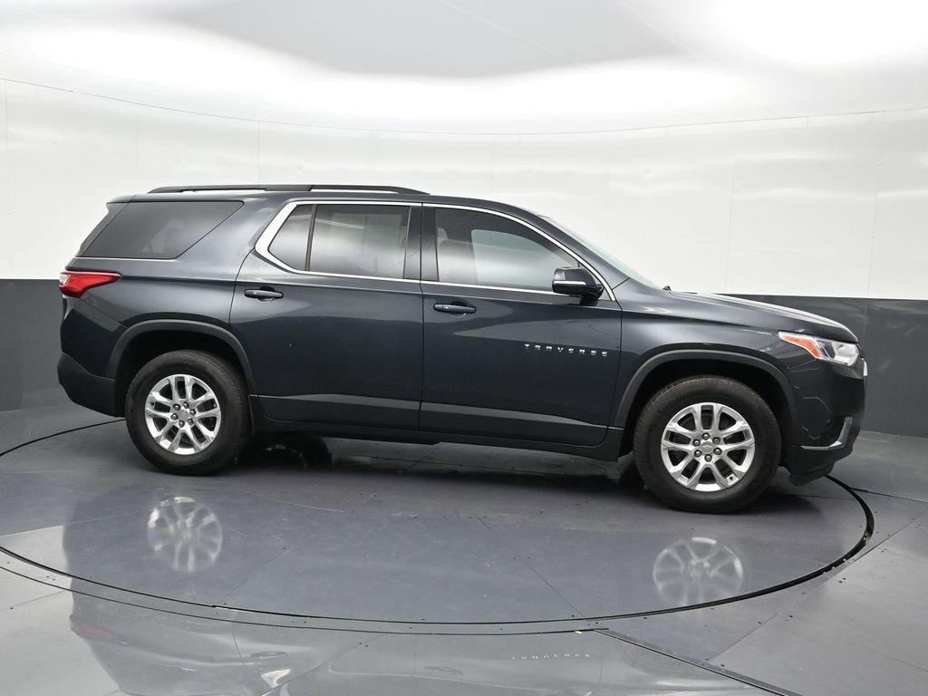 Used 2020 Chevrolet Traverse LT image 7