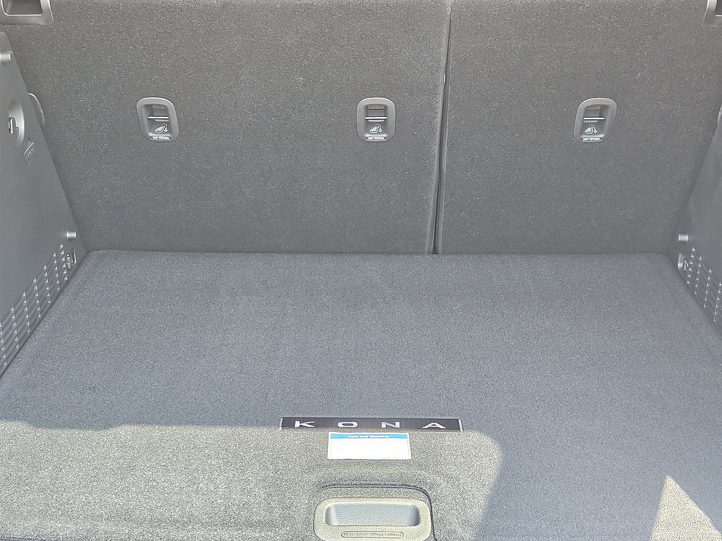 New 2026 Hyundai Kona SEL Premium FWD image 30