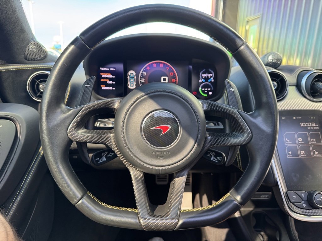 Used 2017 McLaren 570S image 17