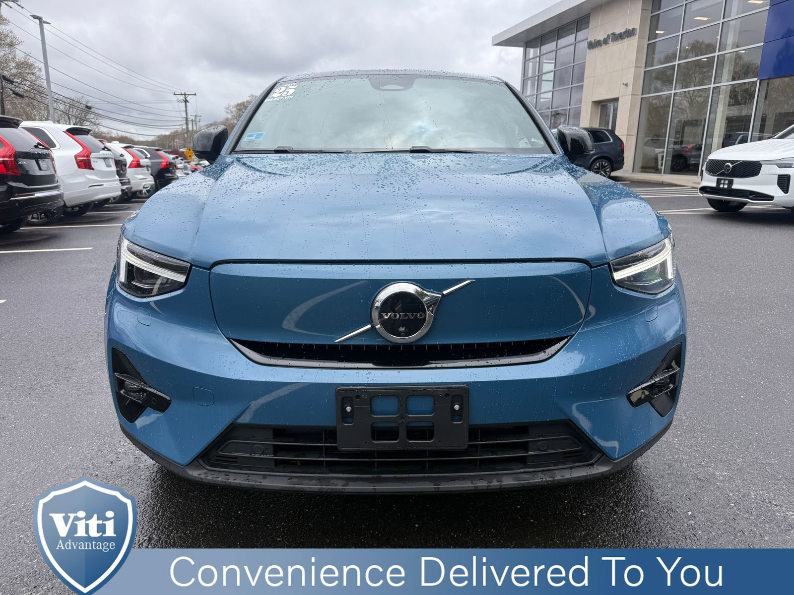 Used 2023 Volvo C40 P8 Recharge Ultimate AWD/4WD image 3