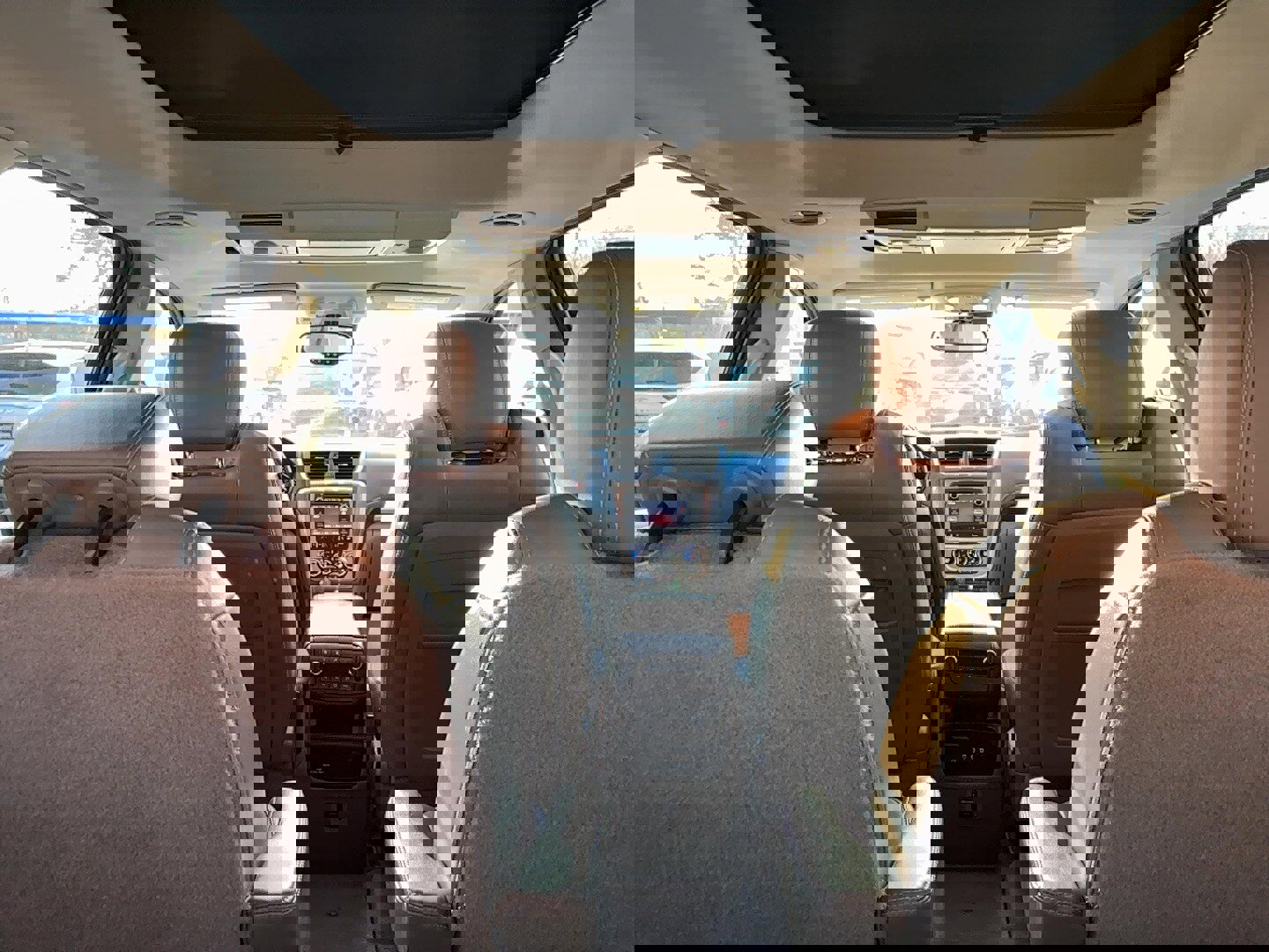 Used 2015 GMC Acadia Denali image 12