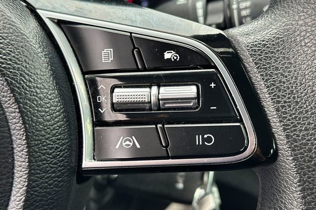 Used 2023 Kia Forte LXS image 25