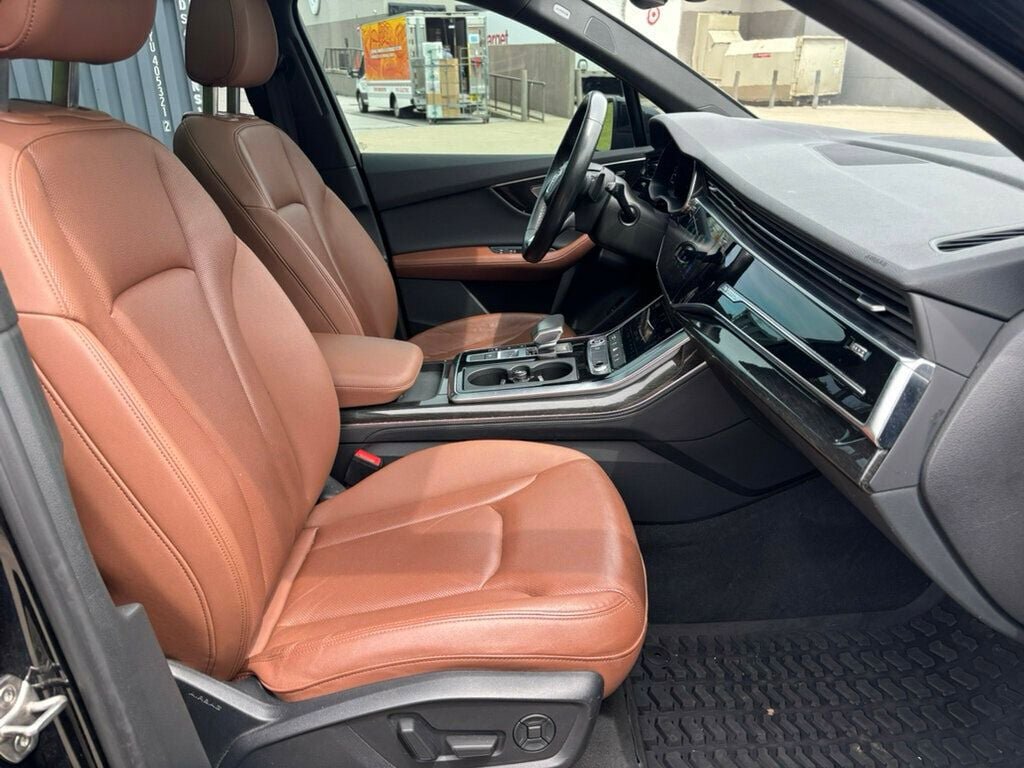 Used 2021 Audi Q7 3.0T Premium Plus w/ Executive Package AWD/4WD image 14