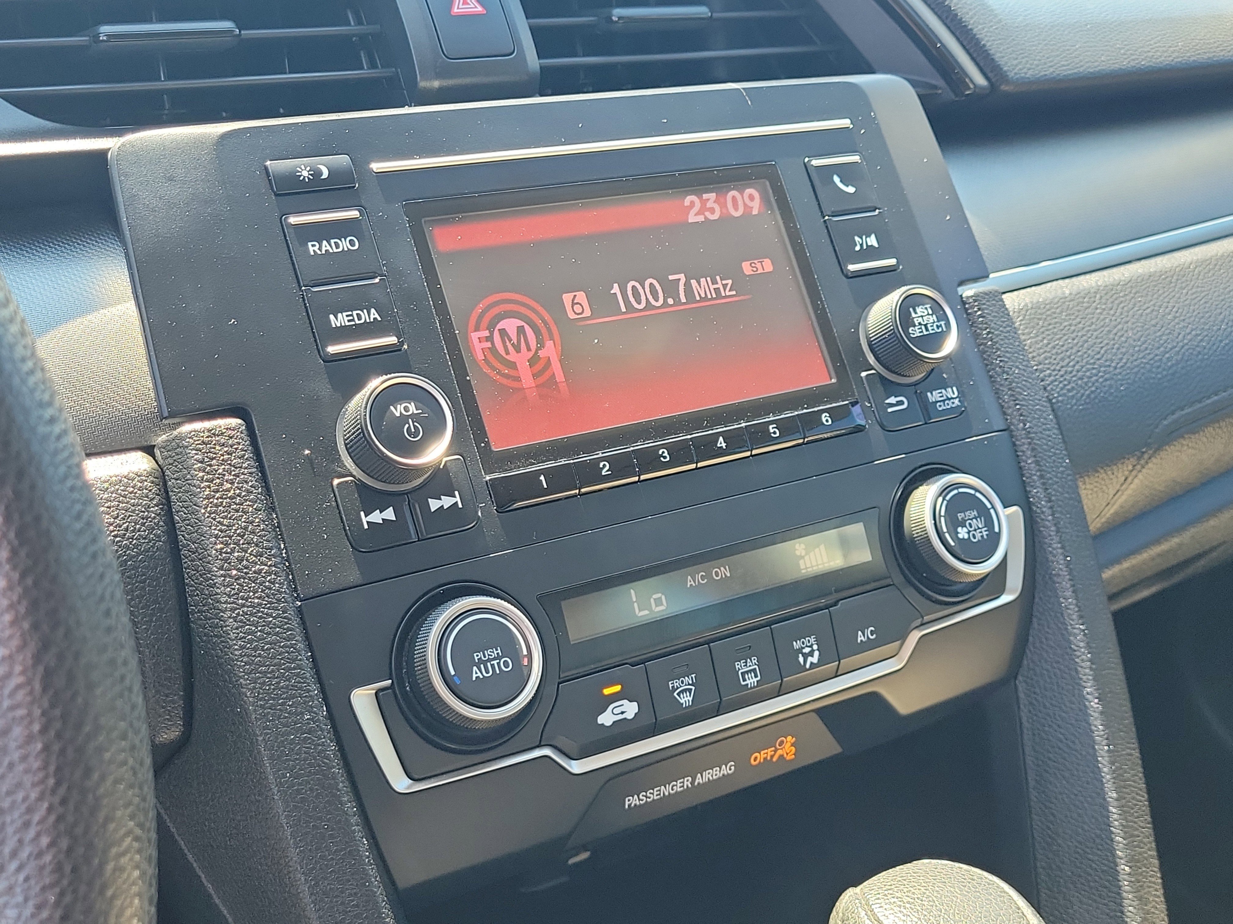 Used 2018 Honda Civic LX image 27