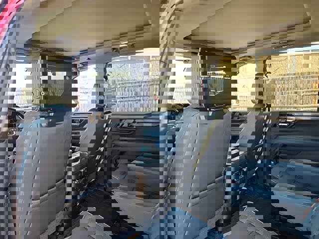 New 2026 GMC Yukon XL AT4 w/ AT4 Premium Plus Package image 9