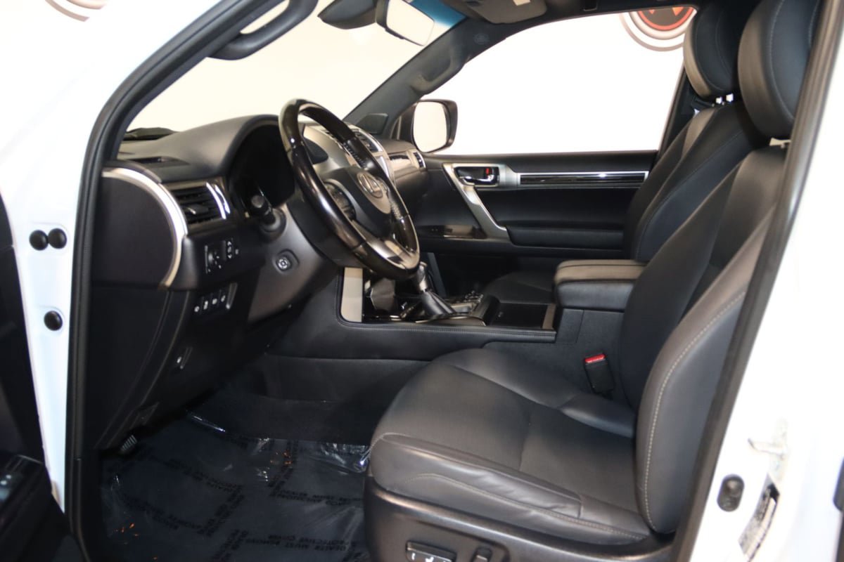 Used 2021 Lexus GX 460 Premium w/ Premium Package AWD/4WD image 36