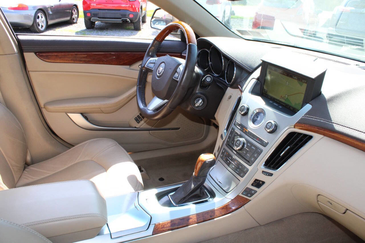 Used 2010 Cadillac CTS Premium image 12