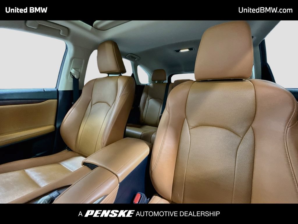 Used 2021 Lexus RX 350L Premium w/ Premium Package AWD/4WD image 12