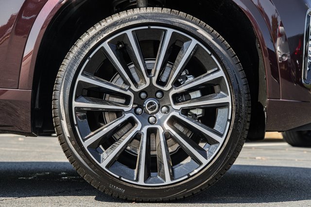 New 2026 Volvo XC90 B6 Ultra w/ Lounge Package image 16