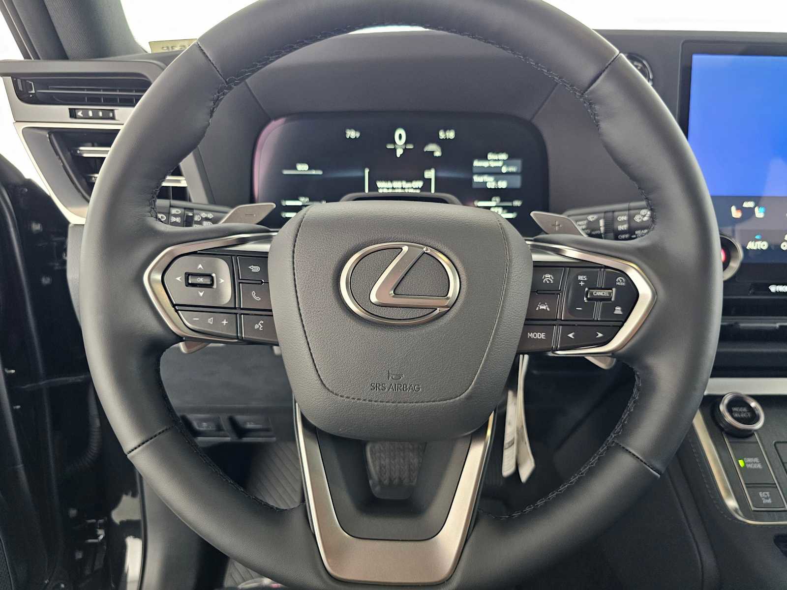 Used 2025 Lexus GX 550 image 23