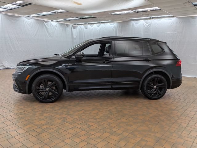 Used 2024 Volkswagen Tiguan SE R-Line w/ MDO Package, Two-Row AWD/4WD image 4
