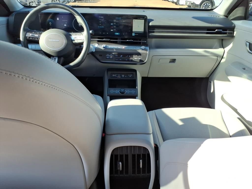 Used 2025 Hyundai Kona Limited image 13