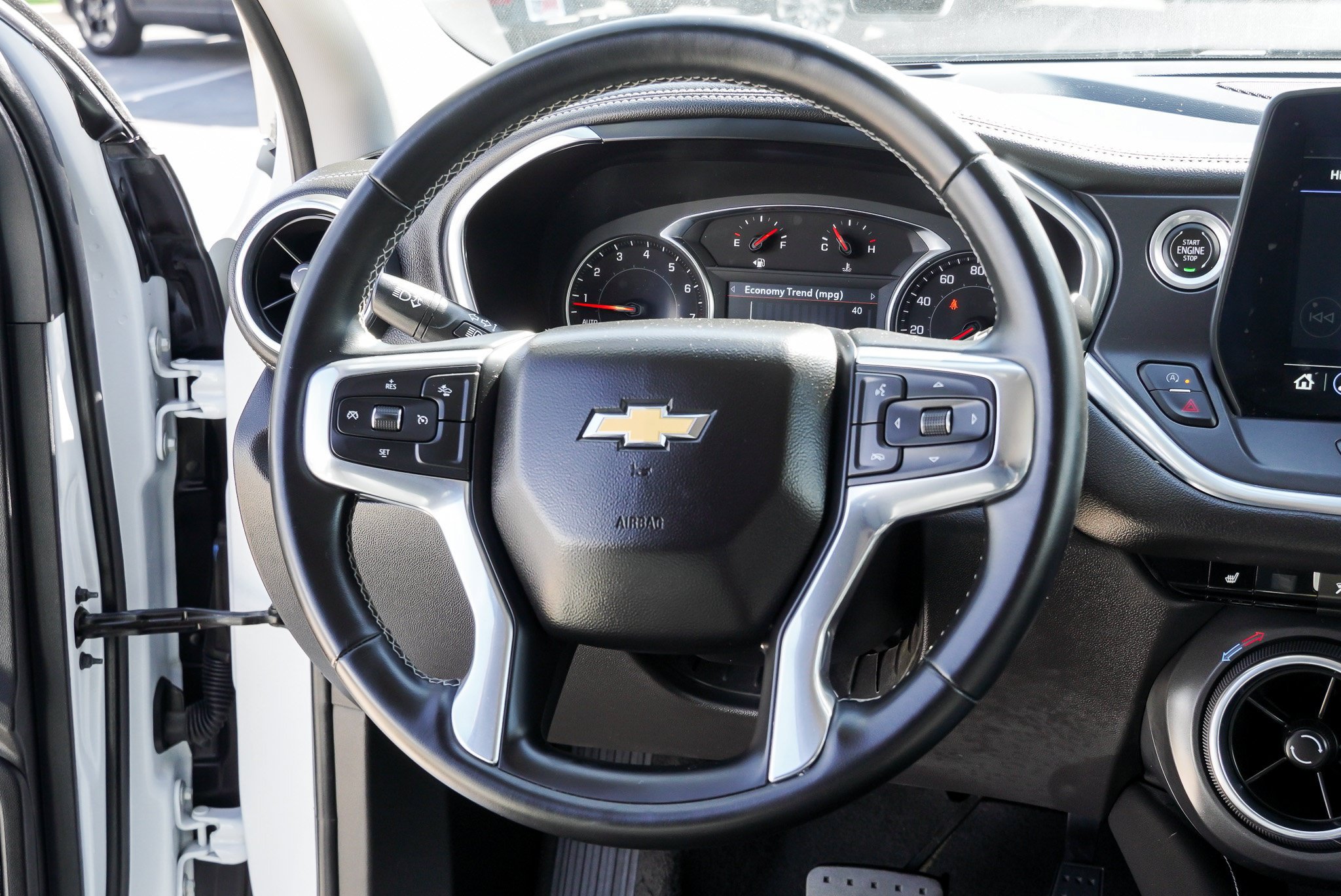 Used 2023 Chevrolet Blazer LT FWD image 35