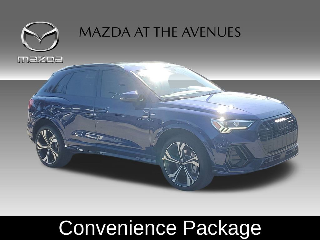 Used 2023 Audi Q3 2.0T Premium Plus w/ Premium Plus Package image 3