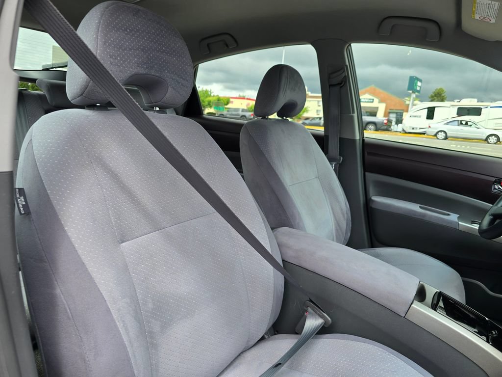 Used 2005 Toyota Prius FWD image 11