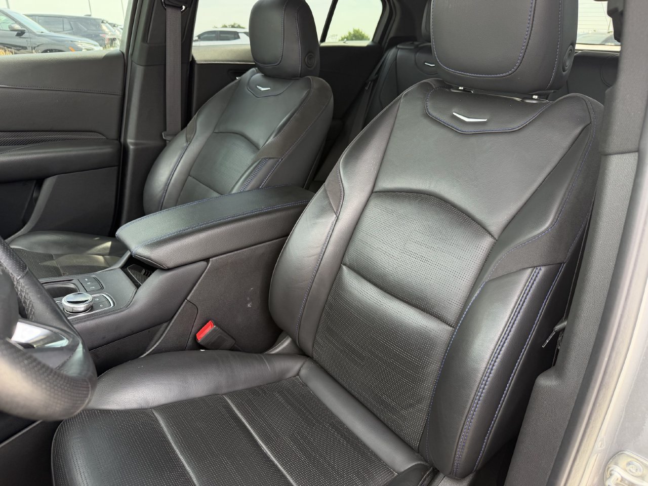 Used 2024 Cadillac XT4 Sport FWD image 23