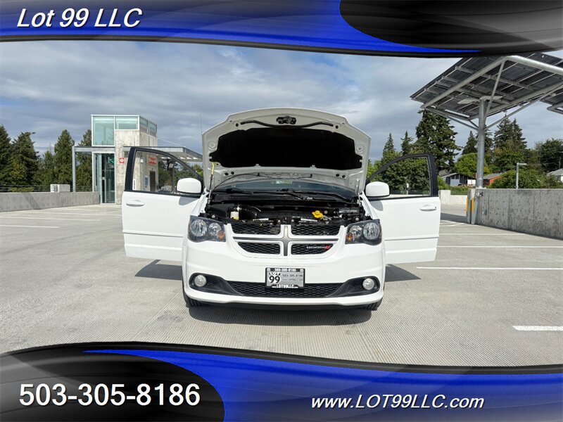 Used 2017 Dodge Grand Caravan GT FWD image 29