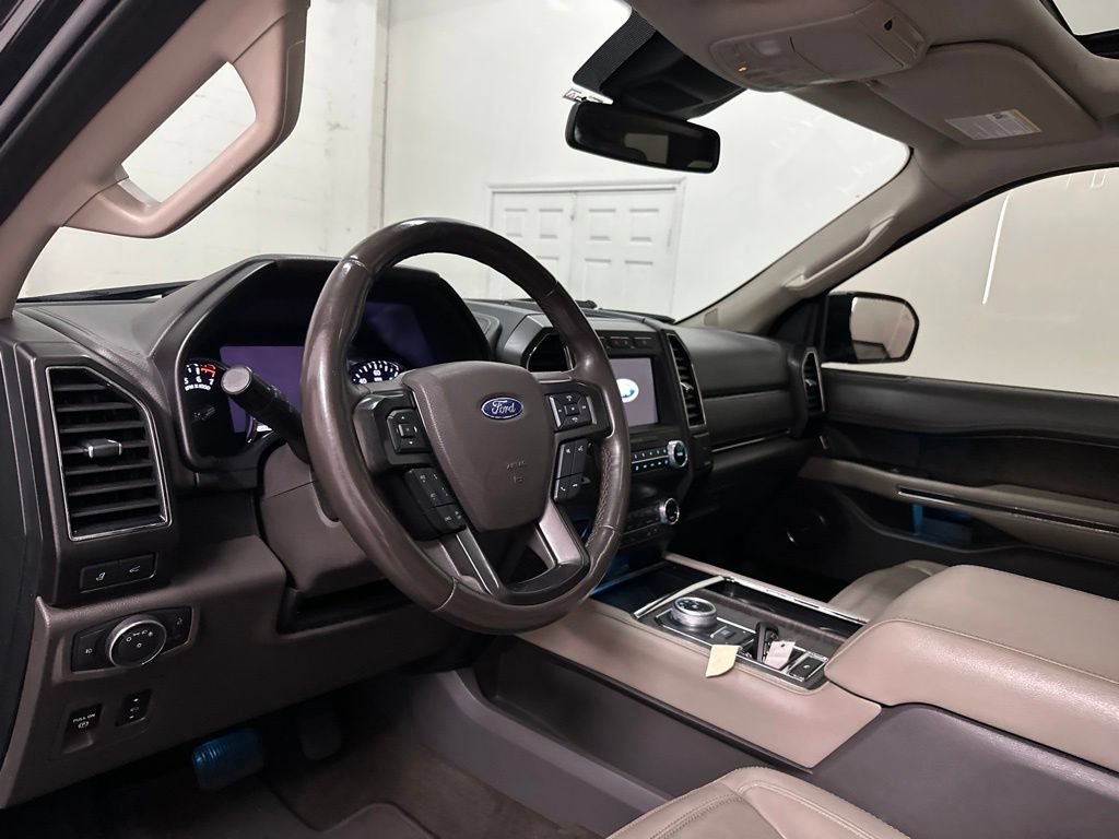 Used 2021 Ford Expedition Max Limited RWD image 25