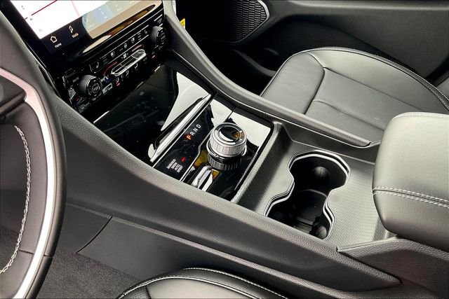 New 2024 Jeep Grand Cherokee Limited w/ Luxury Tech Group II image 8