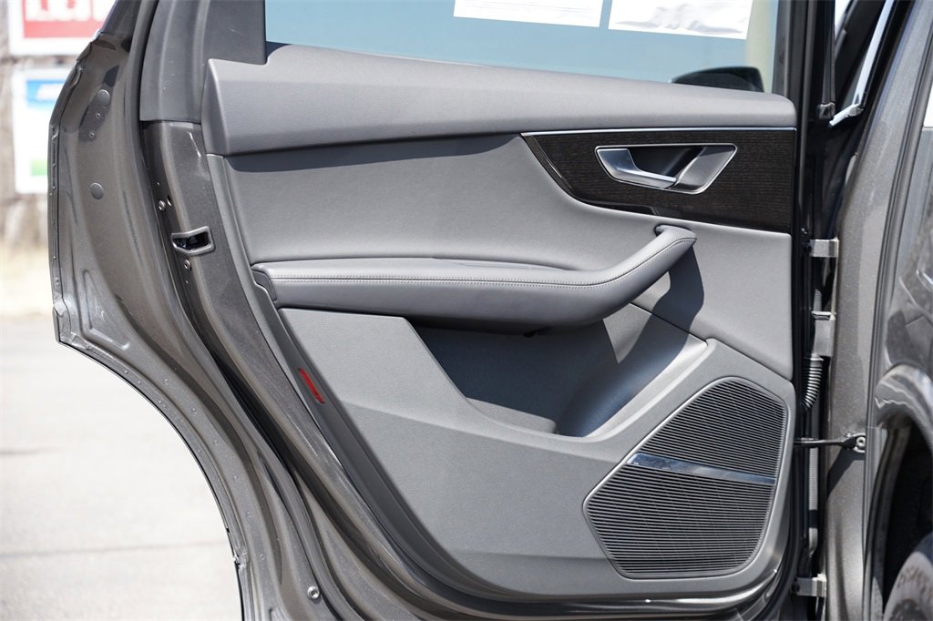 Used 2024 Audi Q7 3.0T Premium Plus image 20