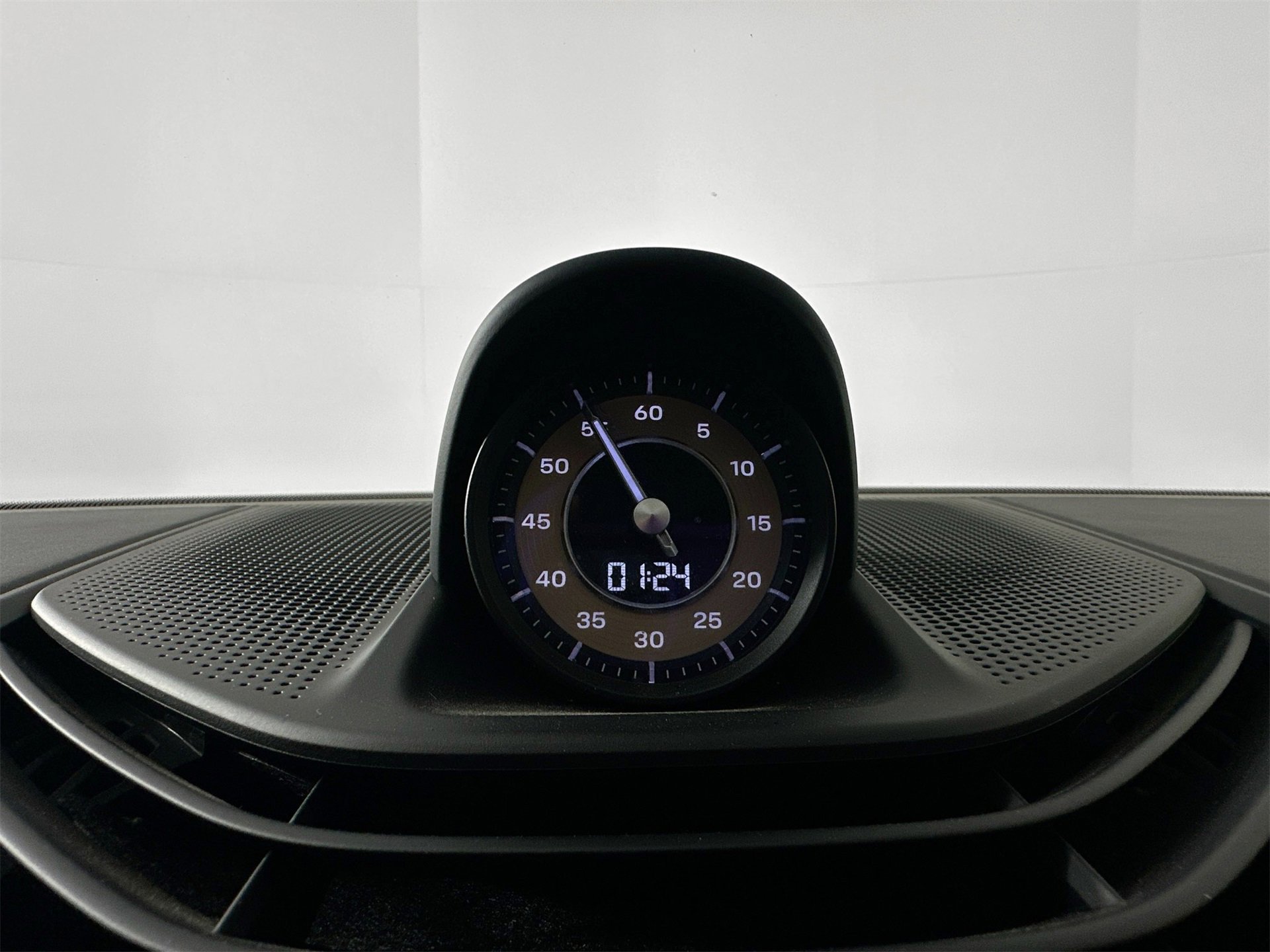 Certified 2020 Porsche Taycan Turbo S image 24