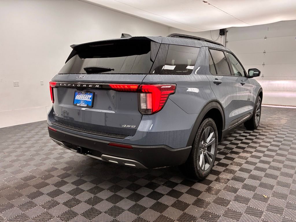 New 2026 Ford Explorer Active w/ Active Comfort Package image 9