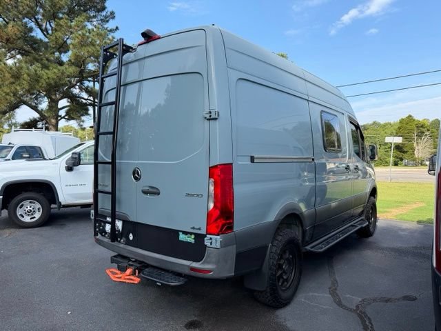 Used 2021 Mercedes-Benz Sprinter 2500 image 4