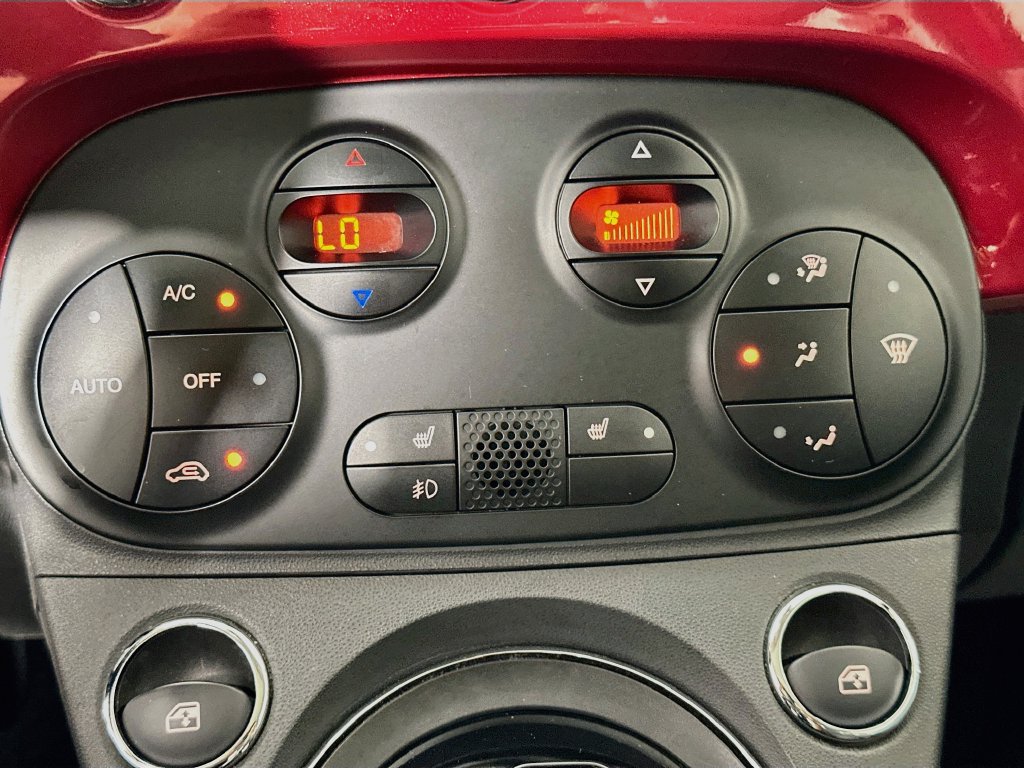 Used 2012 FIAT 500 Lounge w/ Luxury Leather Pkg FWD image 14