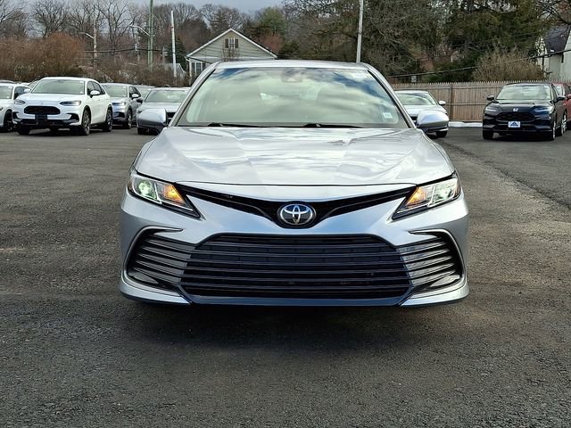 Used 2021 Toyota Camry LE image 2