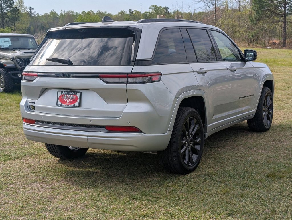 New 2026 Jeep Grand Cherokee Limited AWD/4WD image 7