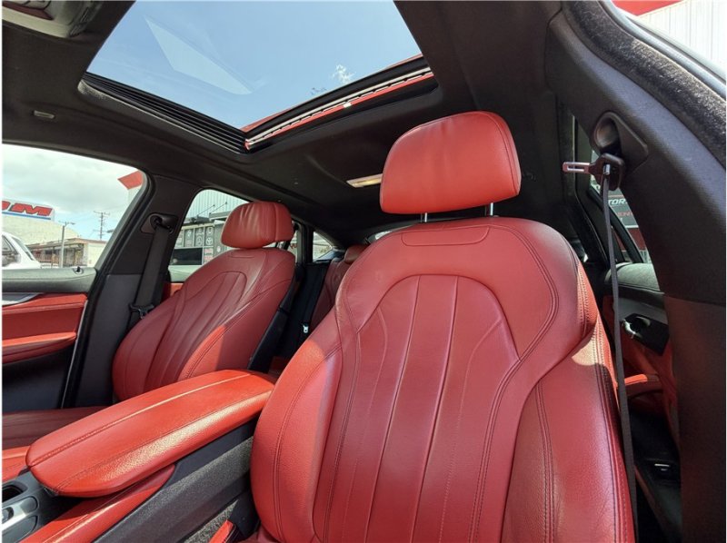 Used 2018 BMW X6 sDrive35i w/ M Sport Package RWD image 21