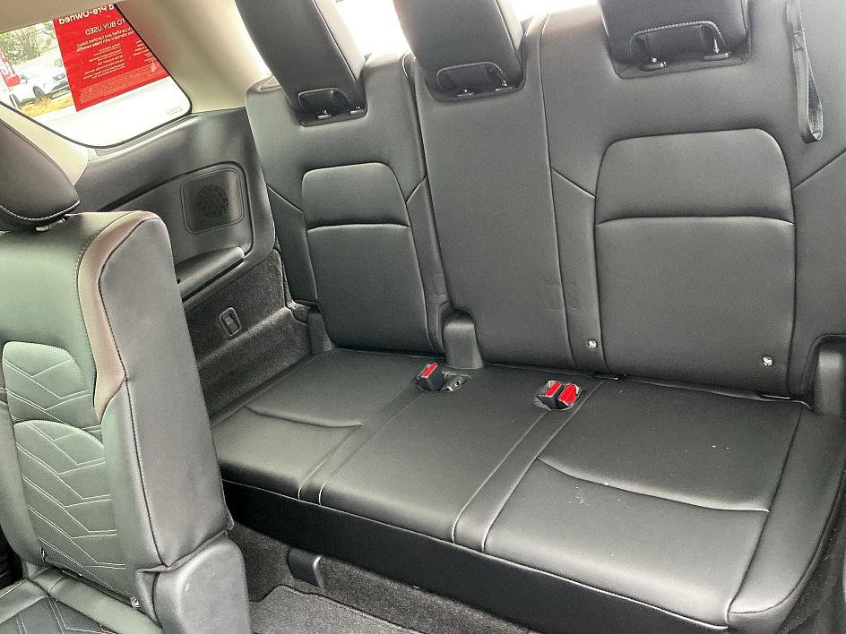 Certified 2024 Nissan Pathfinder Platinum w/ Cargo Package image 28