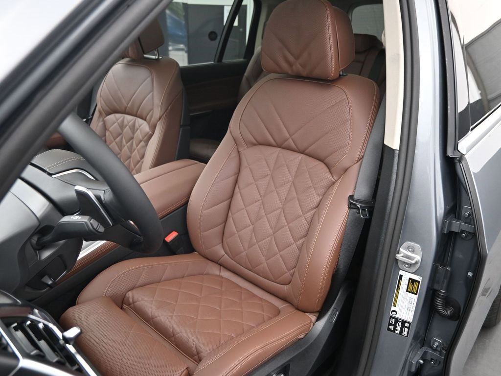 New 2026 BMW X7 xDrive40i image 13