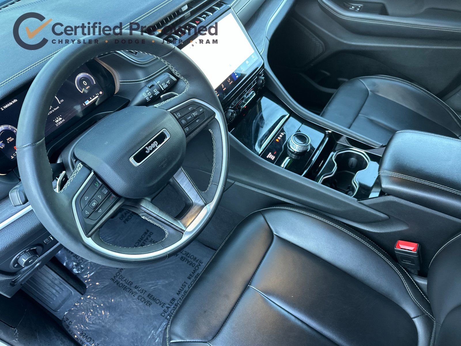 Used 2023 Jeep Grand Cherokee Limited image 11