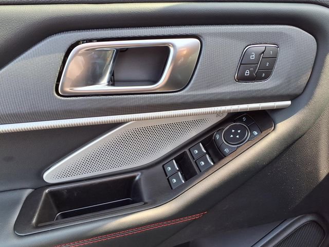 New 2026 Ford Explorer ST image 11
