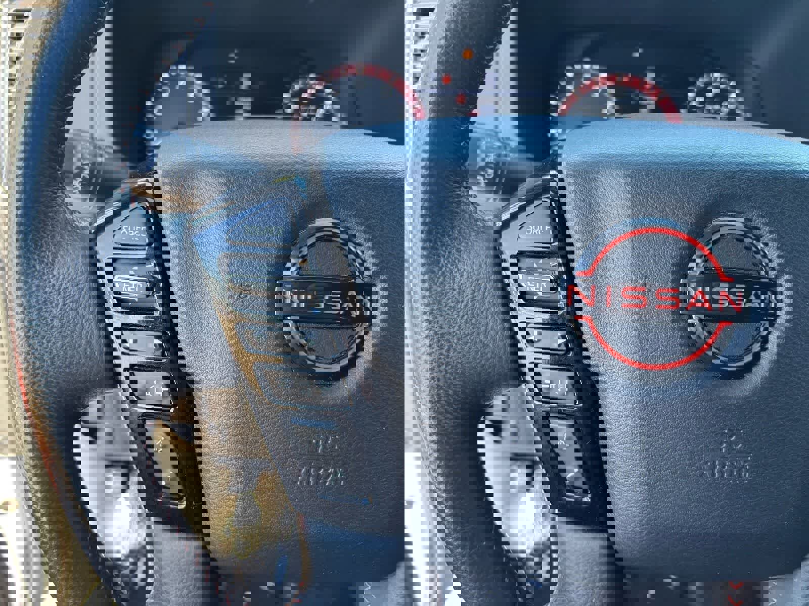 Certified 2022 Nissan Frontier Pro-X image 27