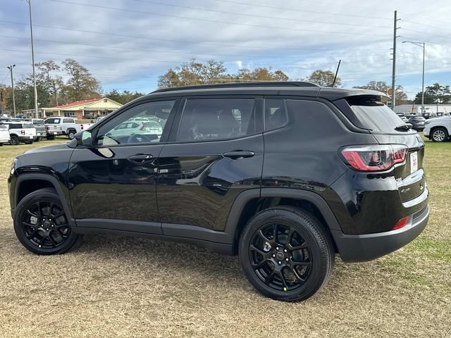New 2026 Jeep Compass Latitude AWD/4WD image 16