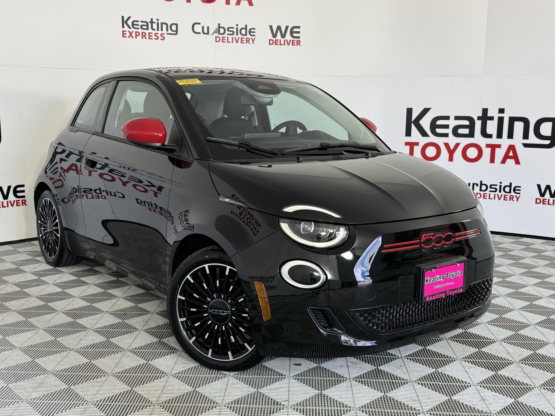 Used 2024 FIAT 500 e (RED) image 3