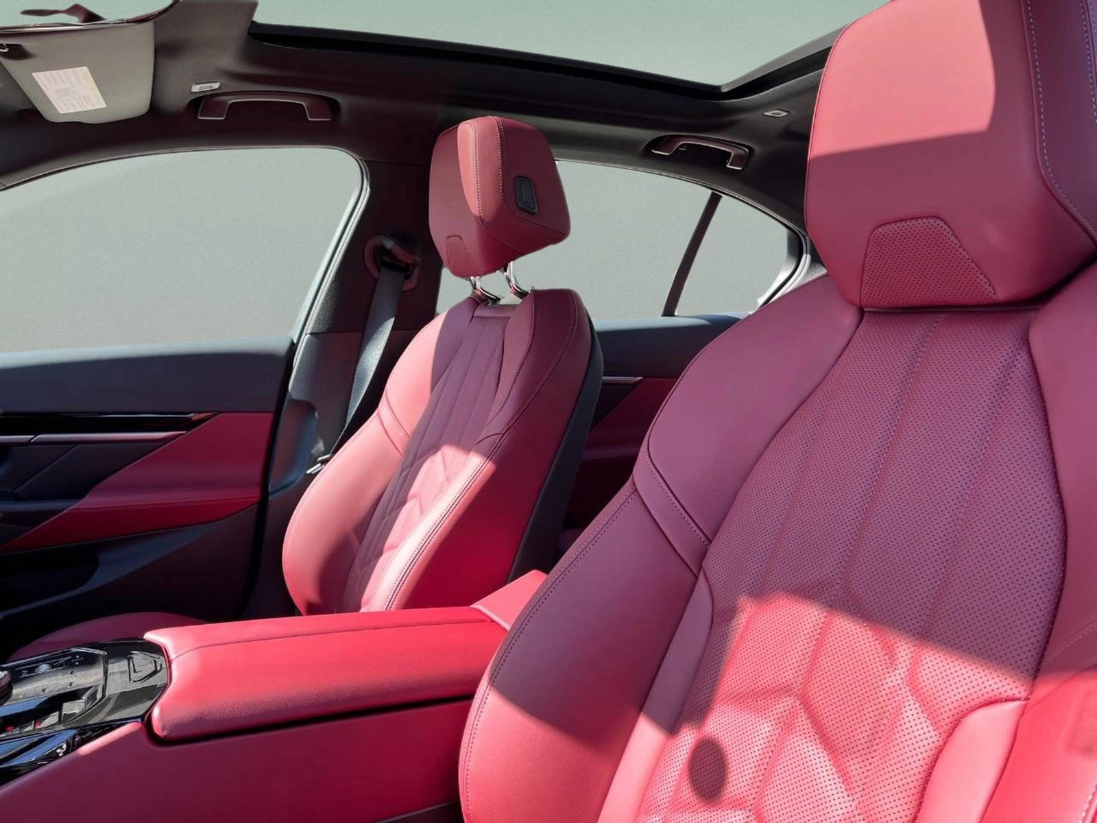 Certified 2025 BMW 530i xDrive w/ Premium Package image 26