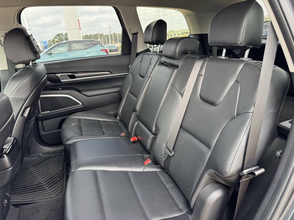 Used 2024 Kia Telluride LX image 31