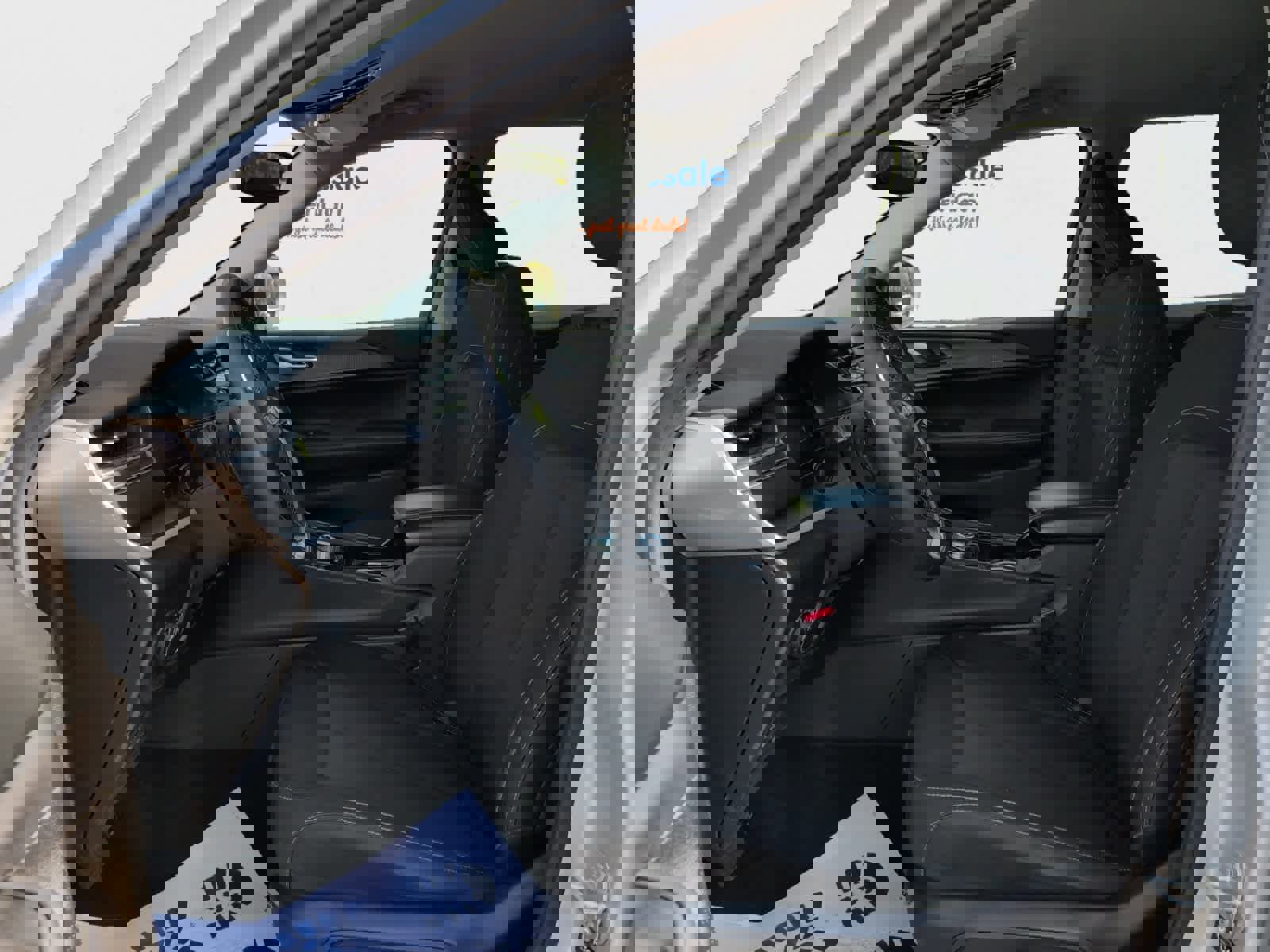 Used 2023 Jeep Grand Cherokee L Laredo image 12