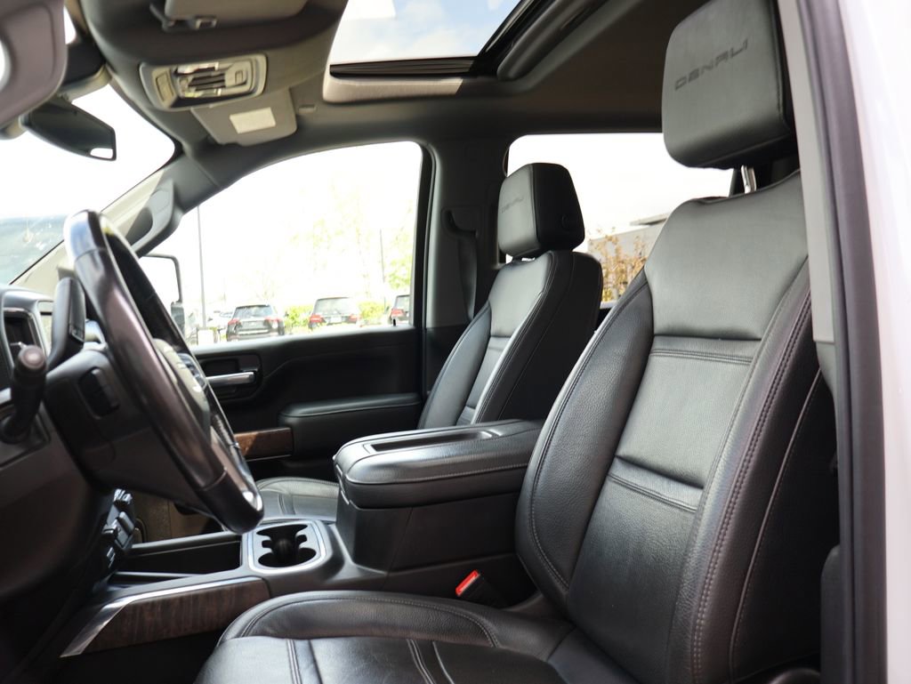 Used 2022 GMC Sierra 3500 Denali AWD/4WD image 18