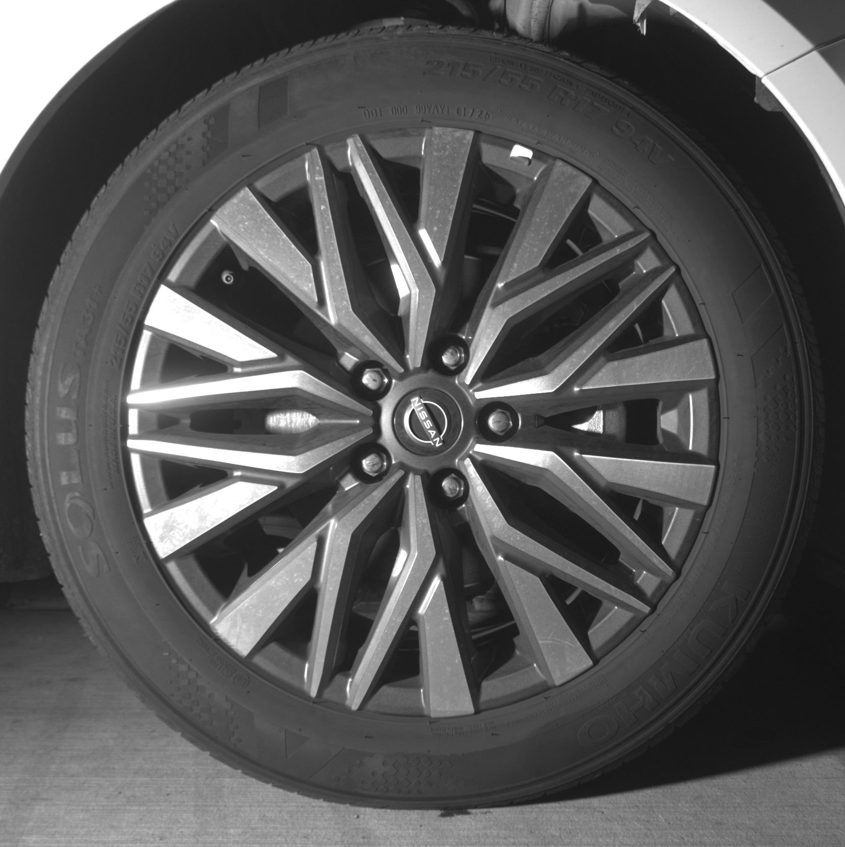 Used 2025 Nissan Altima 2.5 SV FWD image 13
