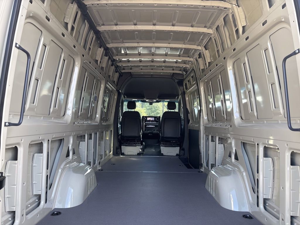 New 2026 Mercedes-Benz Sprinter 2500 image 12