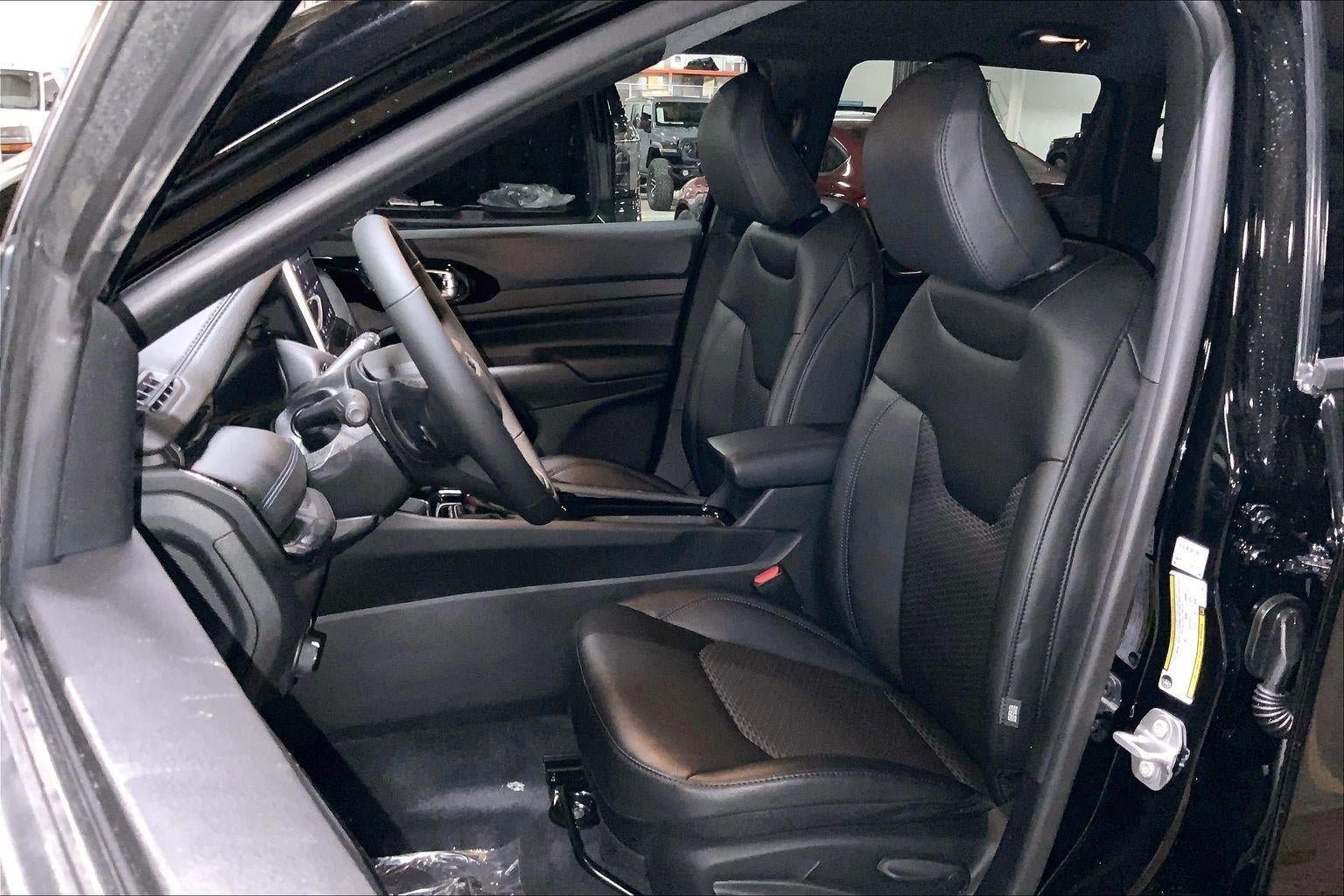 New 2026 Jeep Compass Latitude AWD/4WD image 9