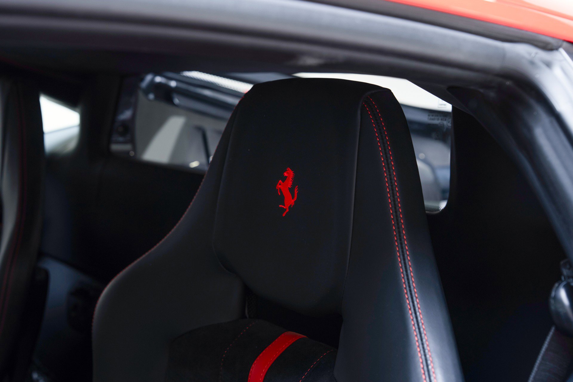 Used 2020 Ferrari 488 Pista Coupe RWD image 23