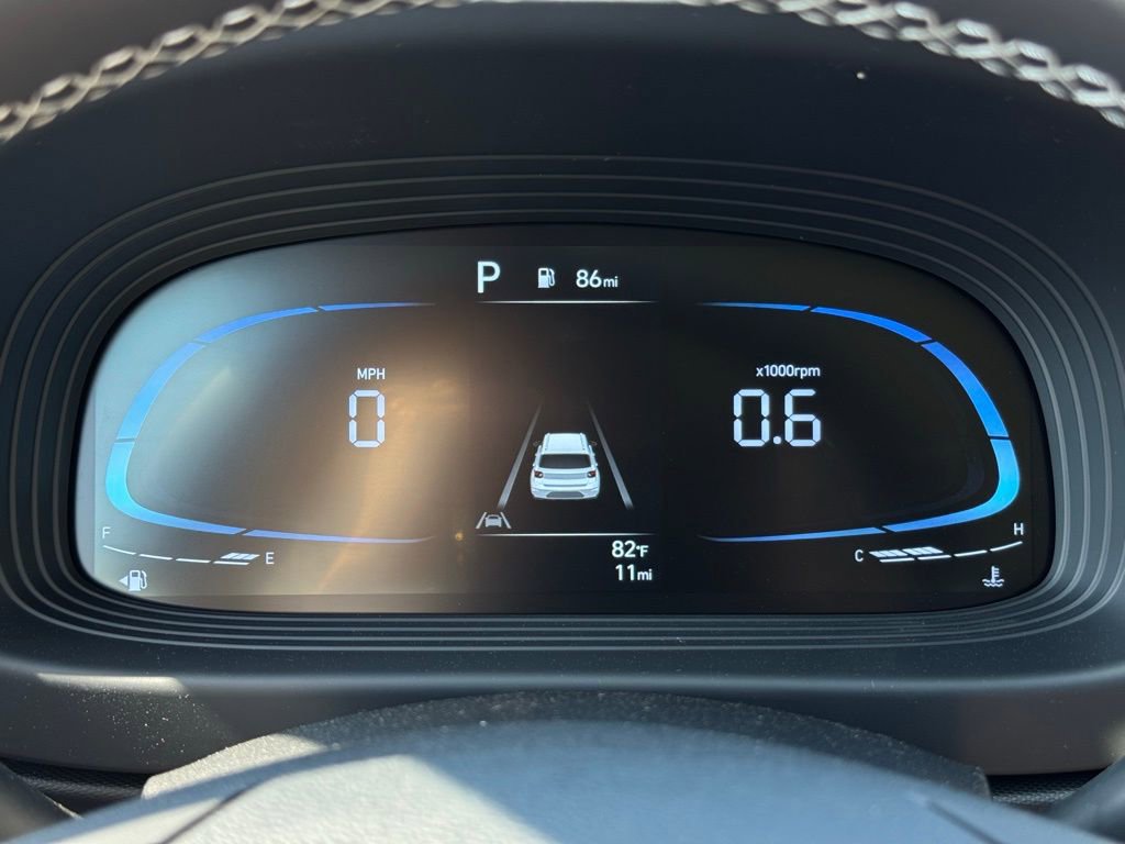 Certified 2025 Hyundai Venue Limited image 24