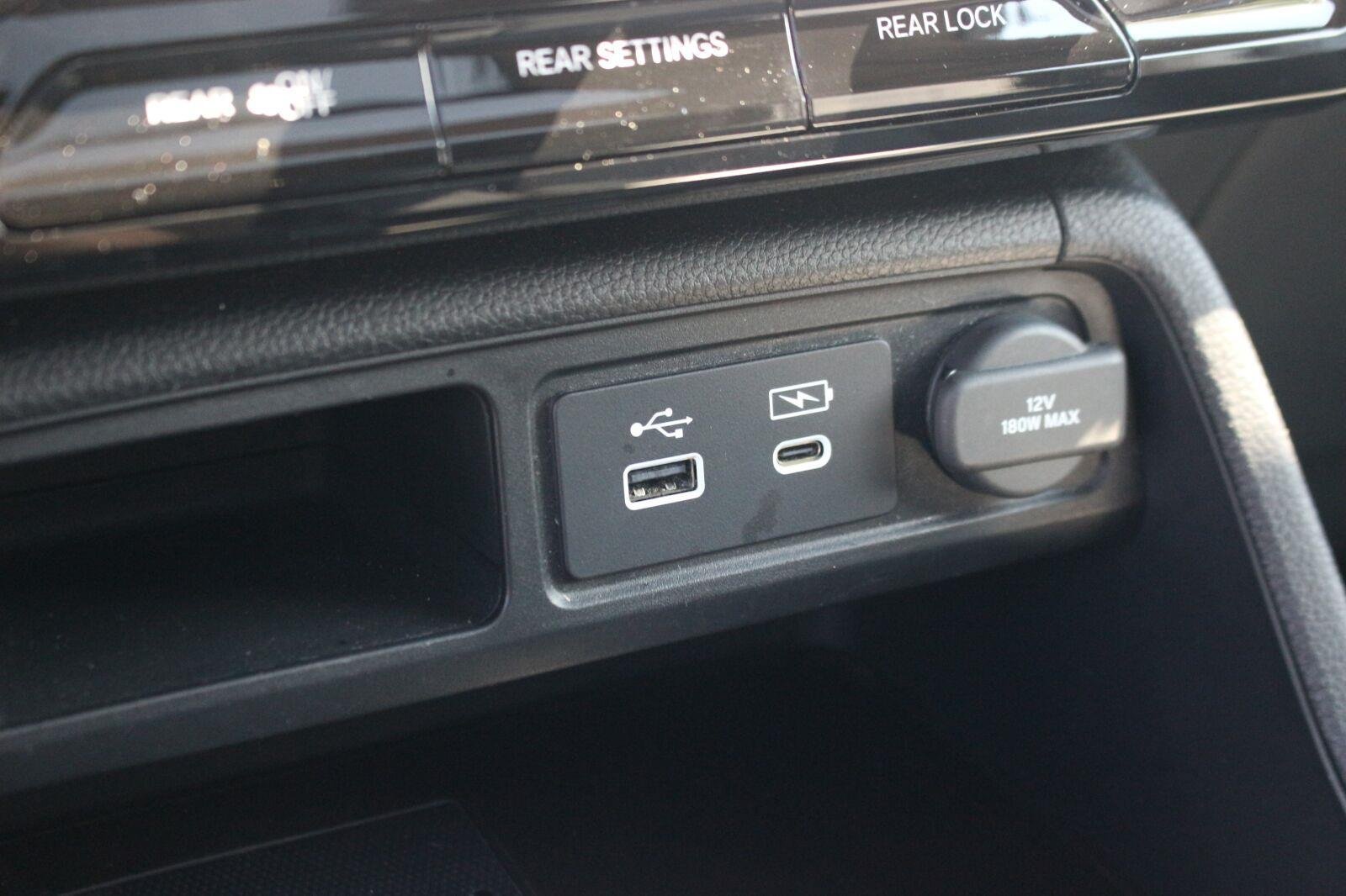Used 2024 Honda Pilot Touring image 32